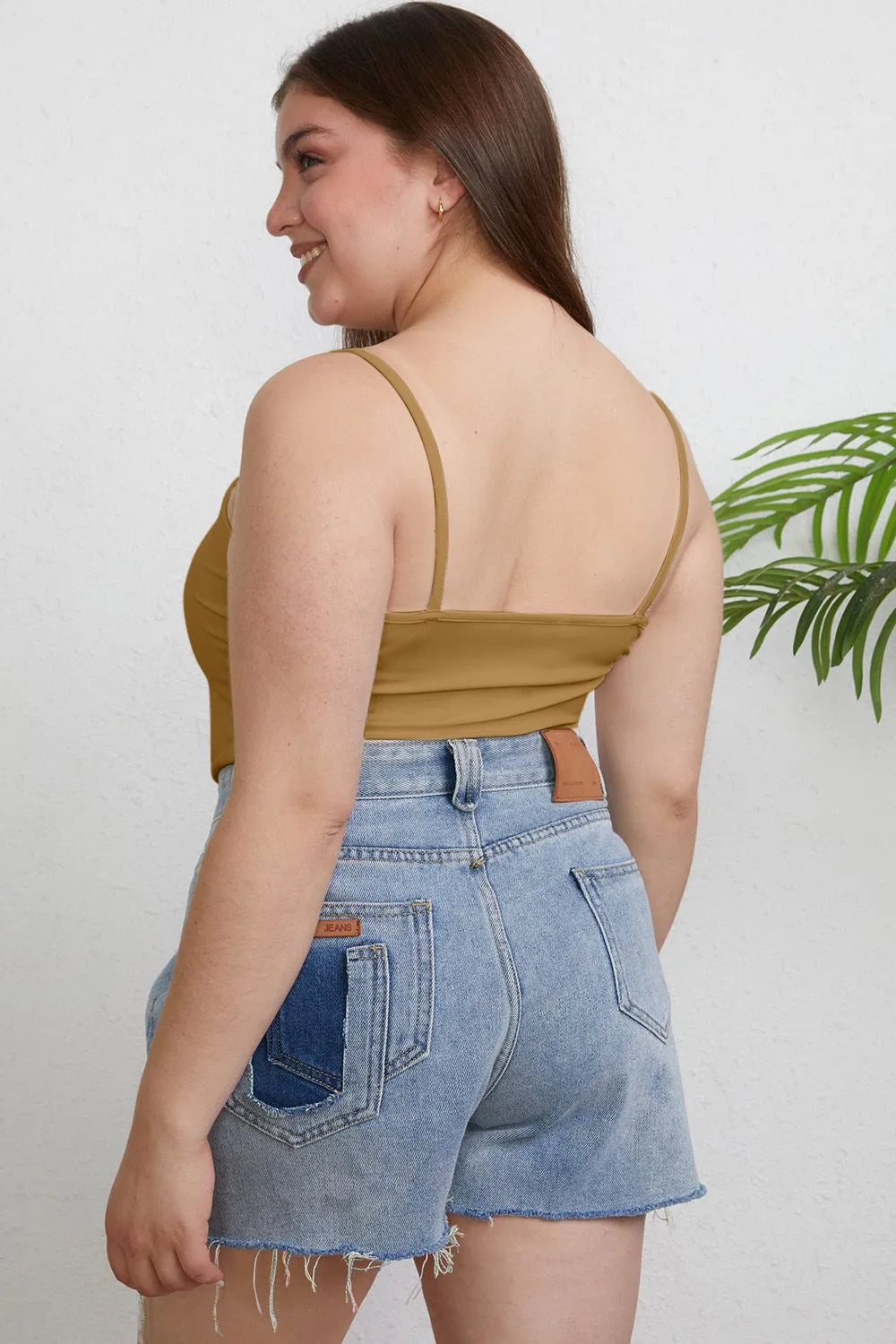 Basic Bae Full Size Round Neck Slim Cami Plus Size - Trendsi